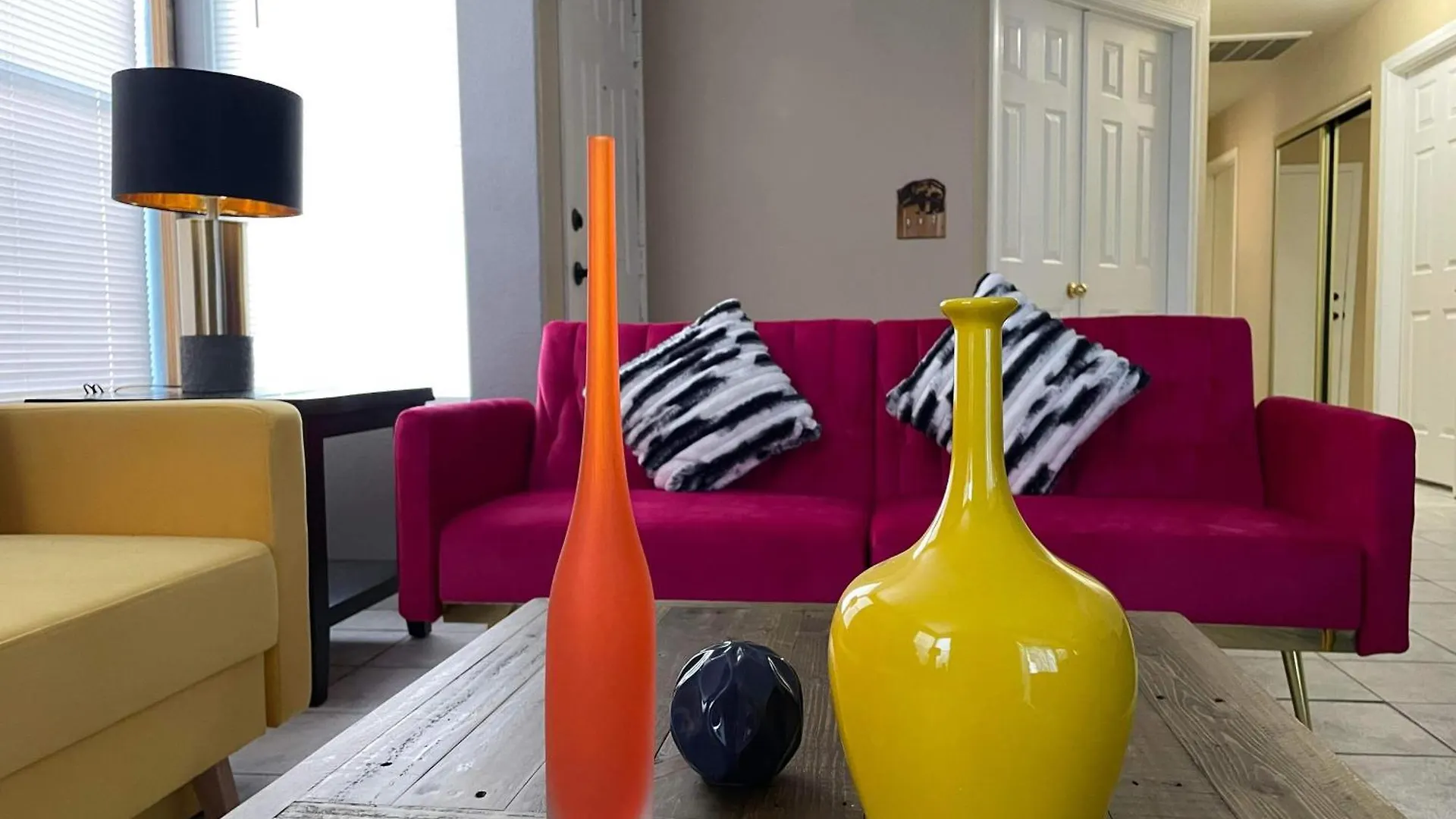 بيت للعطل Pet-Friendly, Vibrant Oasis - Colorful Retreat Near Summerlin لاس فيغاس
