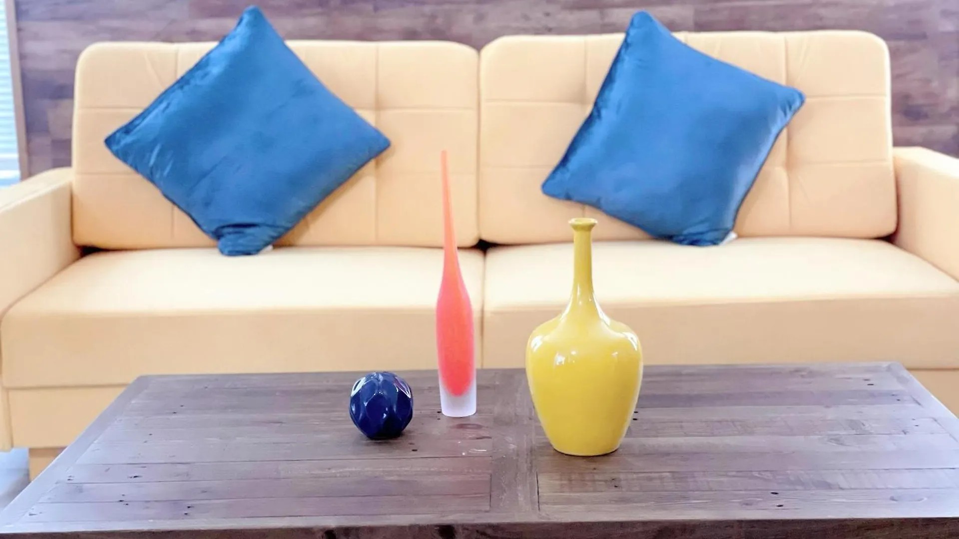 Дом отдыха Pet-Friendly, Vibrant Oasis - Colorful Retreat Near Summerlin Лас-Вегас